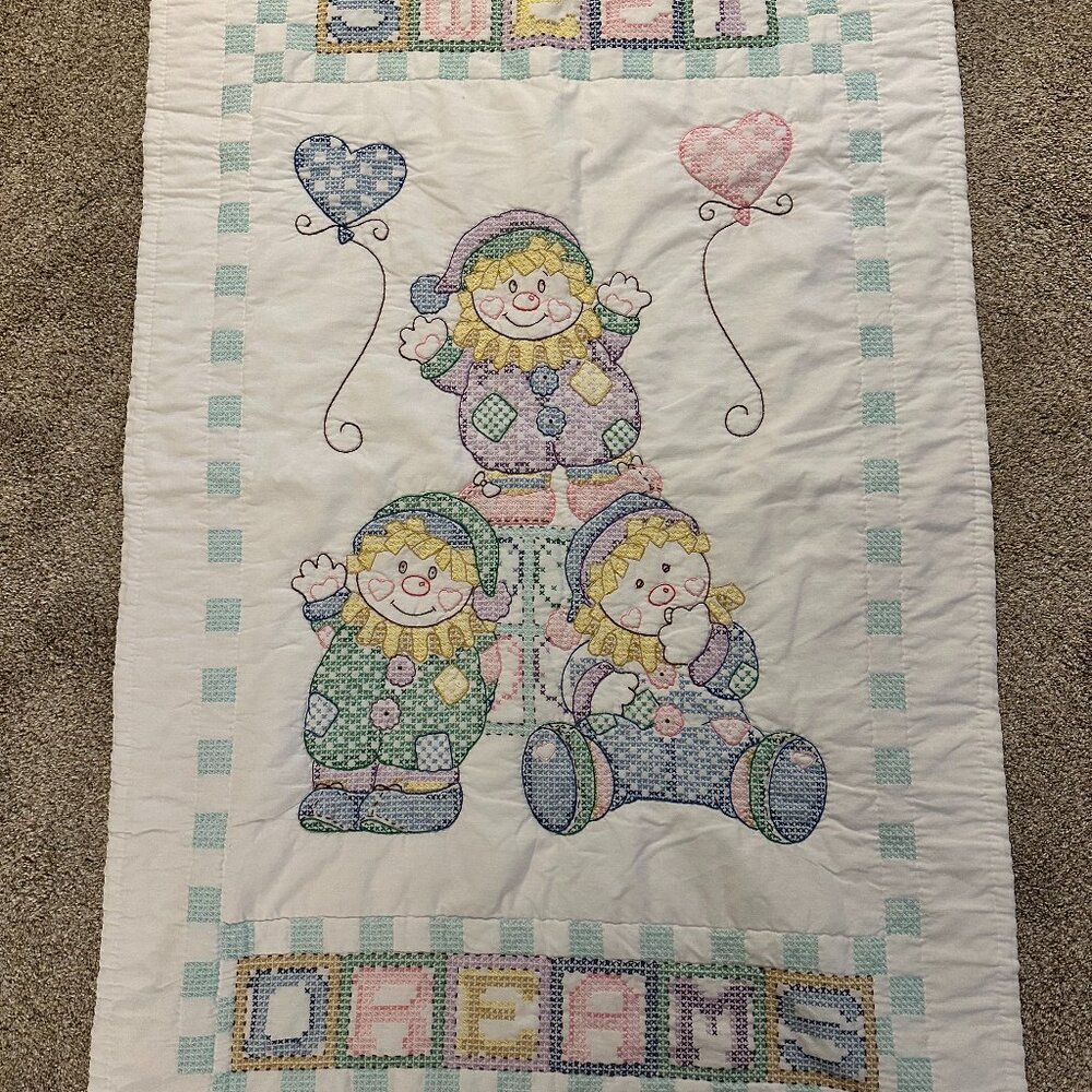 VTG Baby Toddler Handmade Quilt SWEET DREAMS CLOWNS Cross Stitch 36x56 Blanket